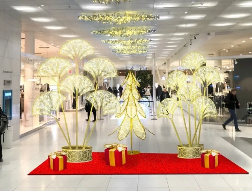 8.2' Tampico LED Accent Tree
