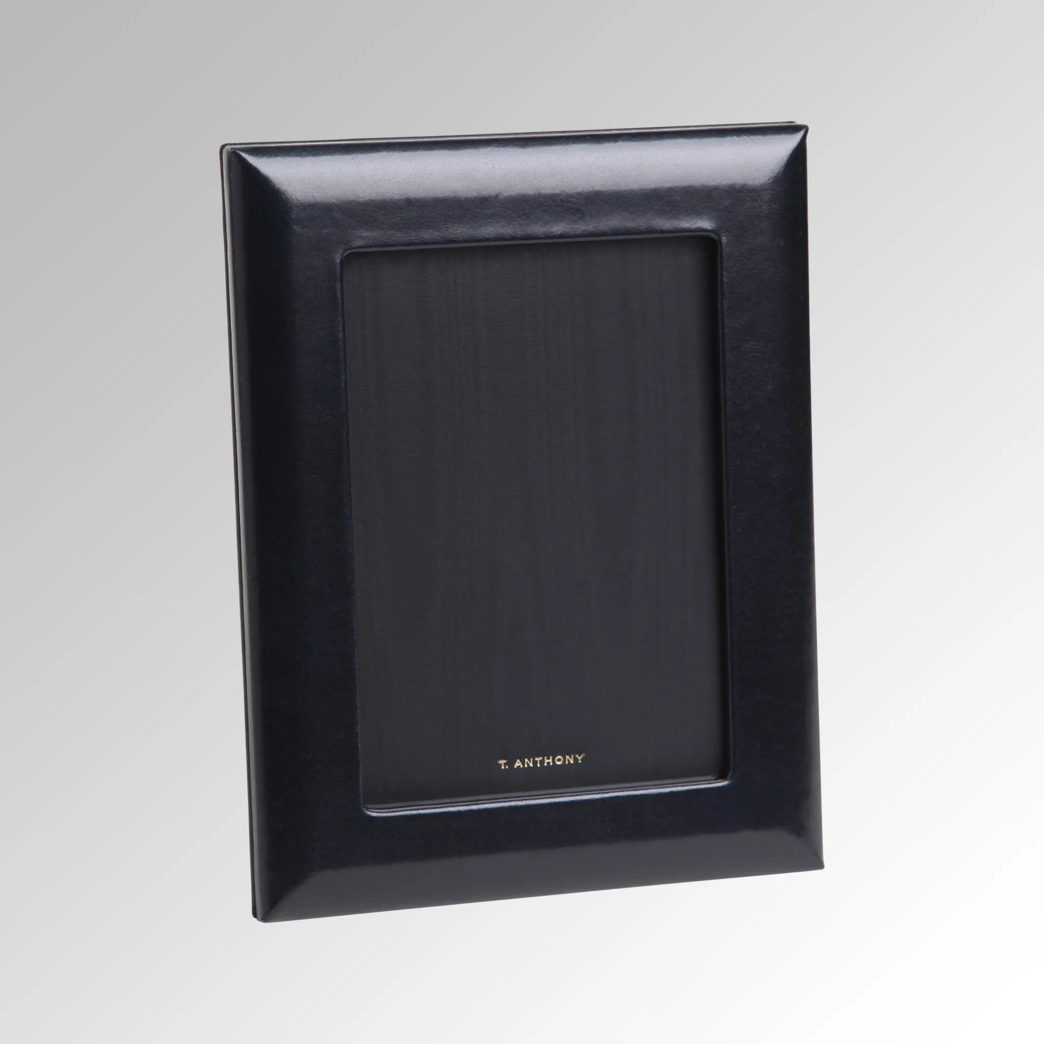 LEATHER 4" X 6" EASEL FRAME